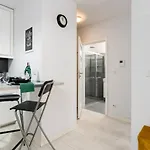 Czarnieckiego By Renters Apartmán *