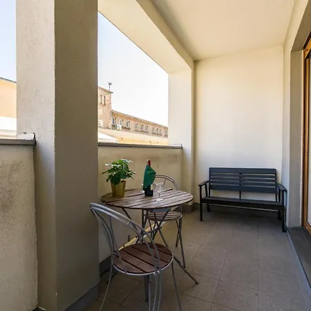 Czarnieckiego With Free Parking By Renters Appartamento *